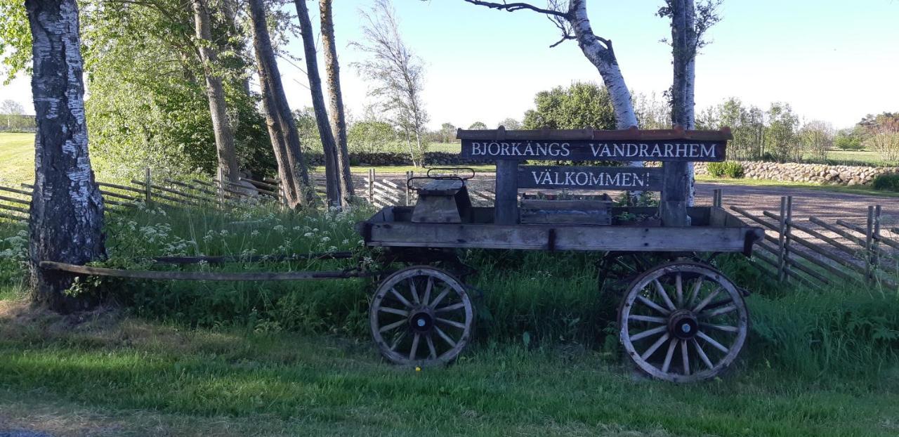 Bjoerkaengs Vandrarhem Tvååker Esterno foto
