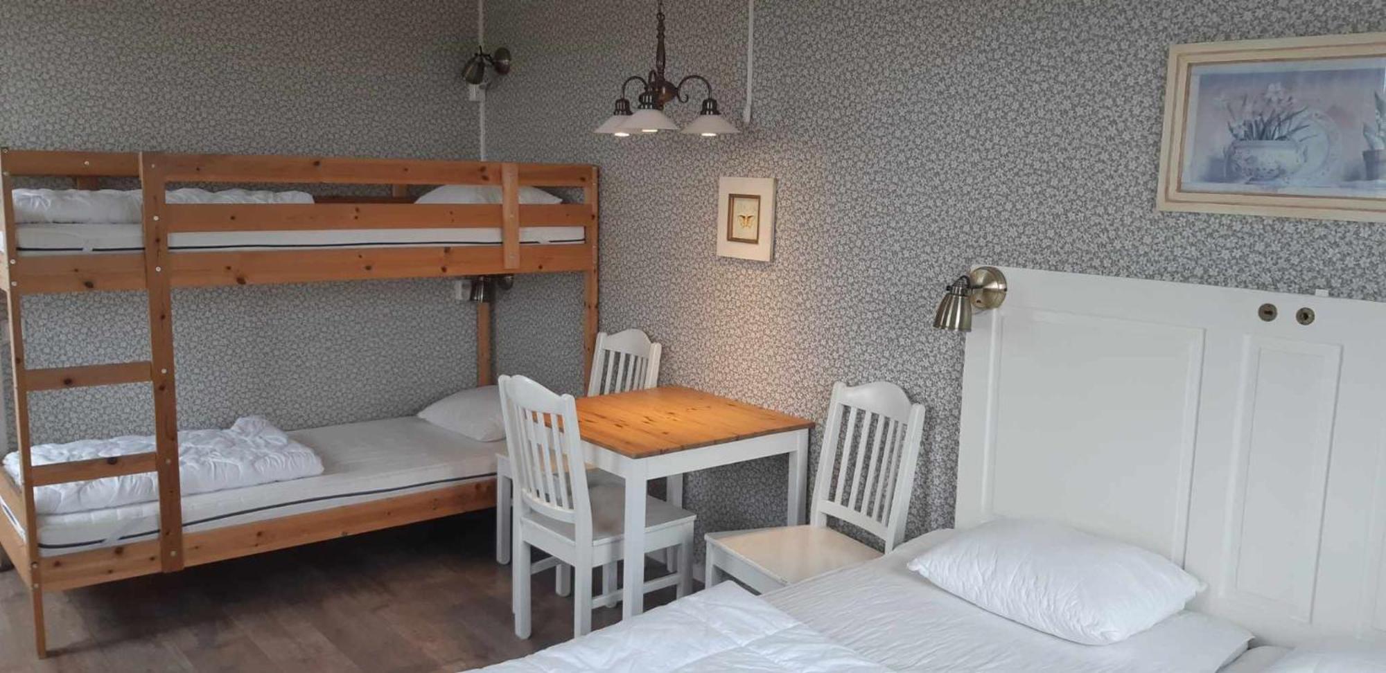 Bjoerkaengs Vandrarhem Tvååker Esterno foto